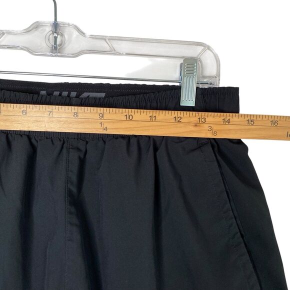 Nike Dri Fit Running Shorts Men M Black Inseam 8" Lightweight Packable Gym - Picture 4 of 7
